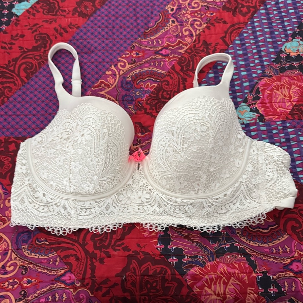 Victorias Secret Demi Bustle double bra with lace 36DD